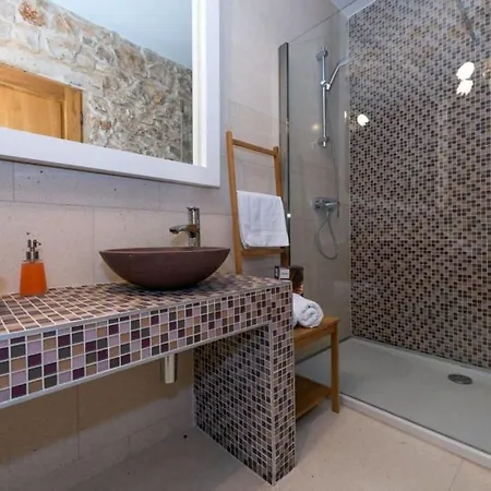 Jardin By Guide * Tkon