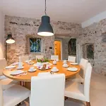 Jardin By Guide * Tkon