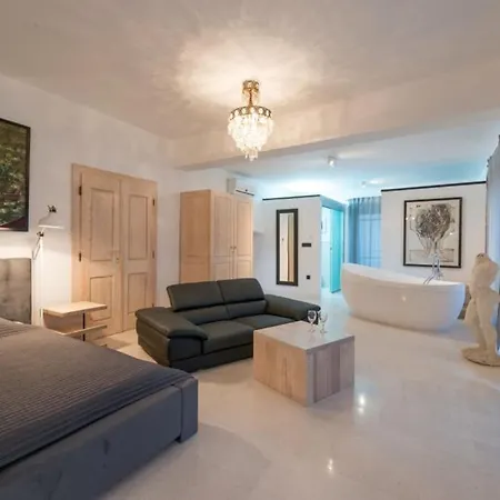 Willa Jardin By Guide