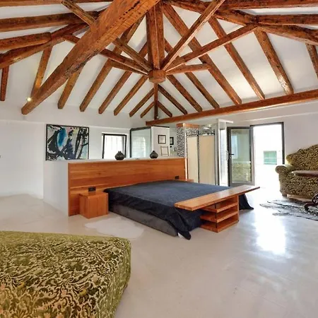 Jardin By Guide Willa Tkon