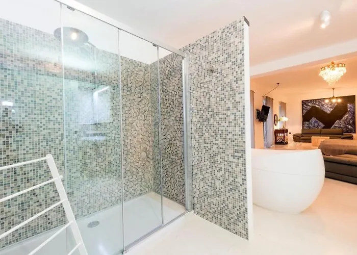 Jardin By Guide Villa